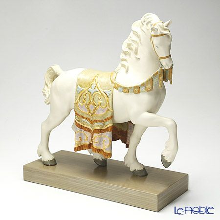 リヤドロ 威風堂々 01012497 台座付