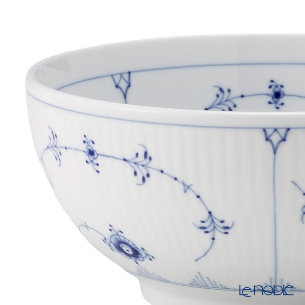 ロイヤルコペンハーゲン（Royal Copenhagen） ブルー フルーテッド プレイン ボウル 18×8.5cm 1101456／1017190