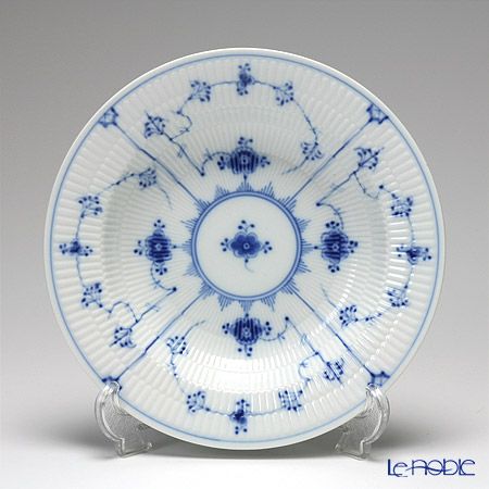 ロイヤルコペンハーゲン（Royal Copenhagen） ブルー フルーテッド プレイン プレート（ディープ） 21cm 1101604／1017195