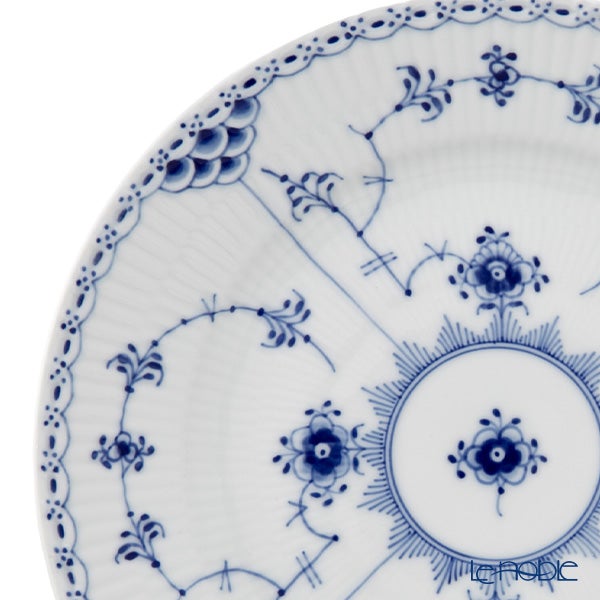 ロイヤルコペンハーゲン（Royal Copenhagen） ブルー フルーテッド ハーフレース プレート（フラット） 19cm 1102620／1017222
