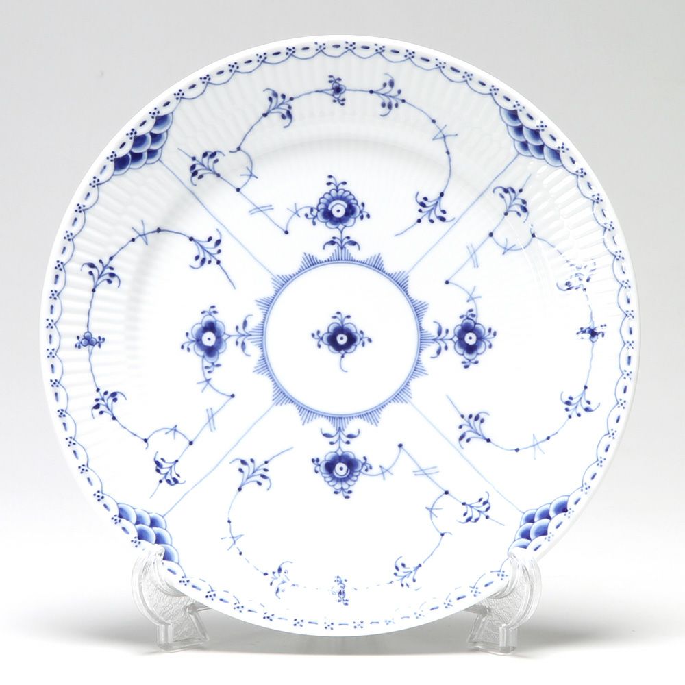 ロイヤルコペンハーゲン（Royal Copenhagen） ブルー フルーテッド ハーフレース プレート（フラット） 27cm 1102627／1017225