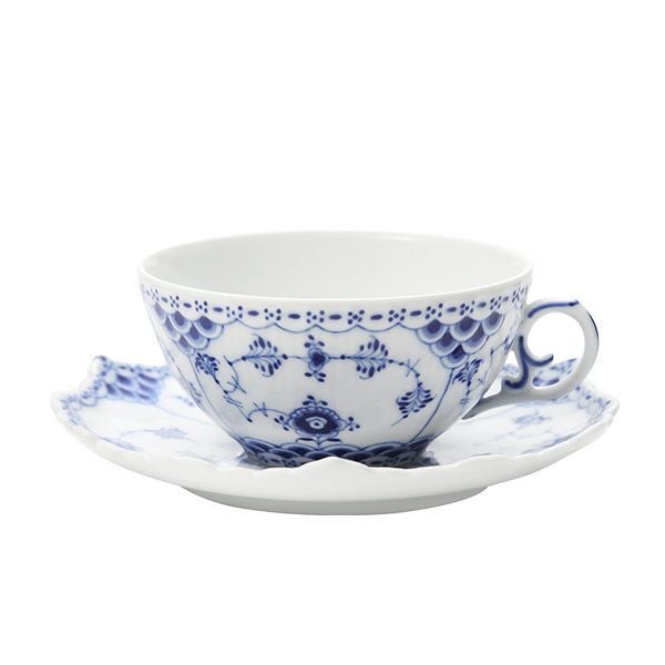 ロイヤルコペンハーゲン ブルーフルテッド ハーフレース カップ＆ソーサー　札幌　西岡店 Amazon｜ROYAL COPENHAGEN(ロイヤルコペンハーゲン) カップ_ソーサー