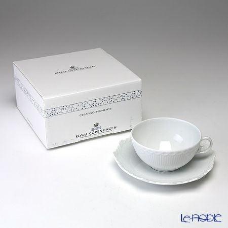 ロイヤルコペンハーゲン（Royal Copenhagen） ホワイト フルーテッド フルレース ティーカップ＆ソーサー 220ml 1132080／1052692