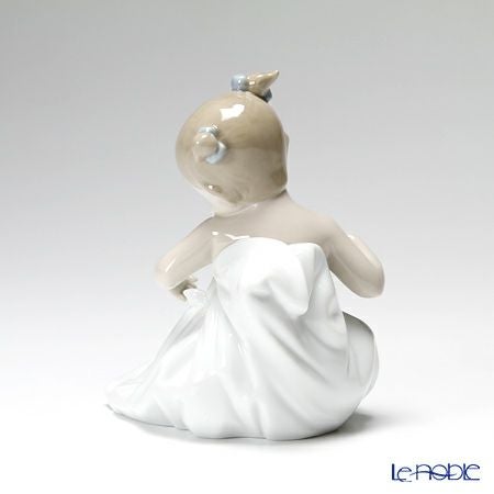 NAO ナオ お風呂上がりの女の子 02001337