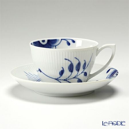 ロイヤルコペンハーゲン（Royal Copenhagen） ブルー フルーテッド メガ ティーカップ＆ソーサー 280ml 2381086／1017335