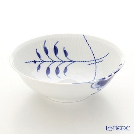 ロイヤルコペンハーゲン（Royal Copenhagen） ブルー フルーテッド メガ ボウル 16cm 2381575／1017357