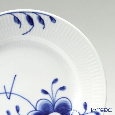 ロイヤルコペンハーゲン（Royal Copenhagen） ブルー フルーテッド メガ プレート 17cm 2386617／1017370