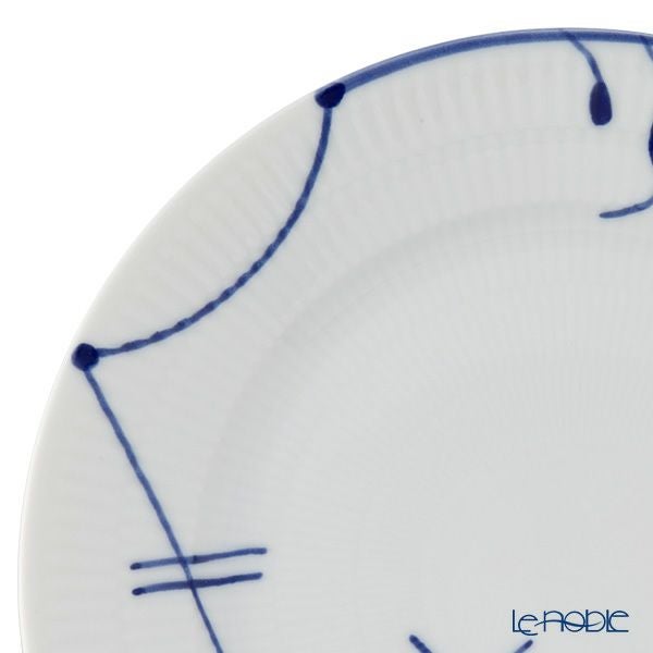 ロイヤルコペンハーゲン（Royal Copenhagen） ブルー フルーテッド メガ デザートプレート 22cm No.6 2386622／1017372