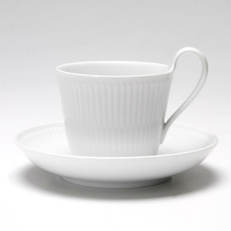 ロイヤルコペンハーゲン（Royal Copenhagen） ホワイト フルーテッド プレイン ティーカップ＆ソーサー（ハイハンドル） 240ml 2408092／1017384