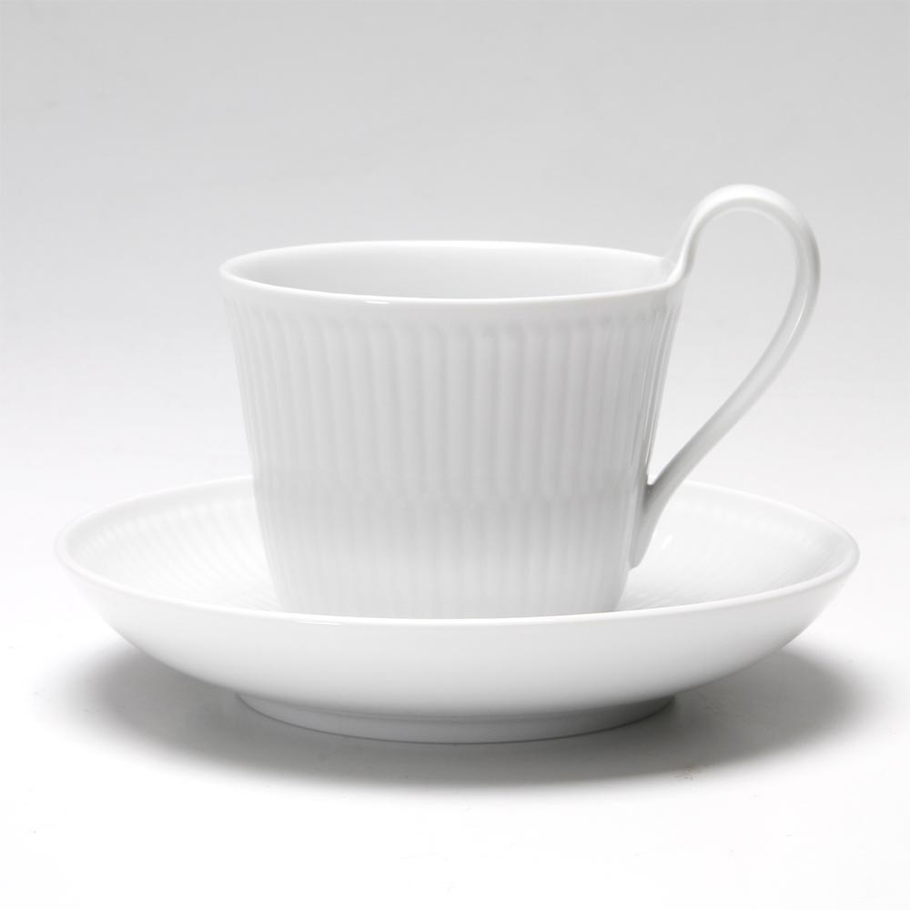 ロイヤルコペンハーゲン（Royal Copenhagen） ホワイト フルーテッド プレイン ティーカップ＆ソーサー（ハイハンドル） 240ml 2408092／1017384