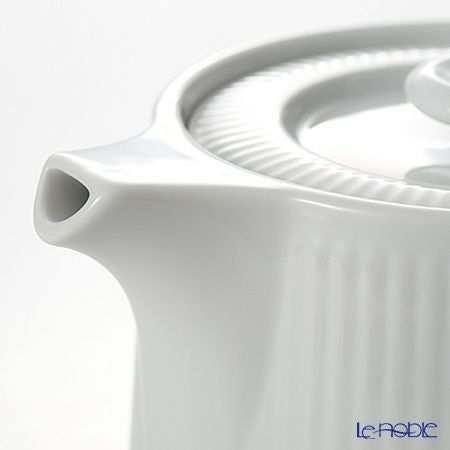 ロイヤルコペンハーゲン（Royal Copenhagen） ホワイト フルーテッド プレイン ティーポット 600ml 2408129／1020509