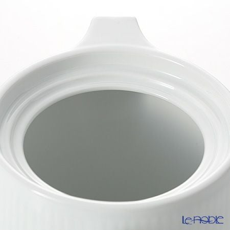 ロイヤルコペンハーゲン（Royal Copenhagen） ホワイト フルーテッド プレイン ティーポット 600ml 2408129／1020509