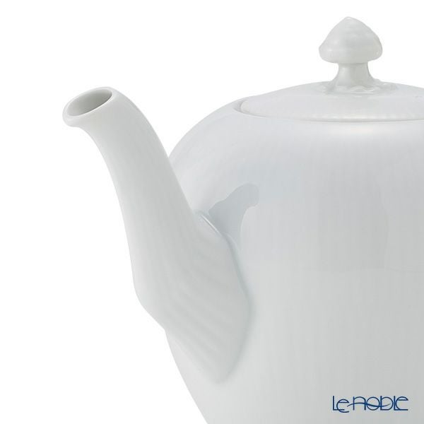 ロイヤルコペンハーゲン（Royal Copenhagen） ホワイト フルーテッド プレイン ティーポット（M） 700ml 2408135