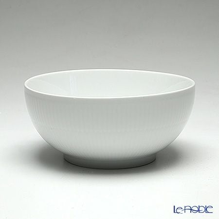 ロイヤルコペンハーゲン（Royal Copenhagen） ホワイト フルーテッド プレイン ボウル 18cm 2408456／1017395