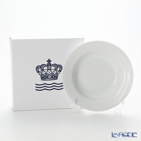 ロイヤルコペンハーゲン（Royal Copenhagen） ホワイト フルーテッド プレイン プレート（ディープ） 21cm 2408604／1017400