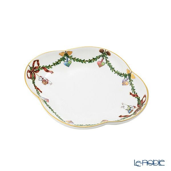 ロイヤルコペンハーゲン（Royal Copenhagen） スターフルーテッド クリスマス ディッシュ 17.5cm 2503353／1055053