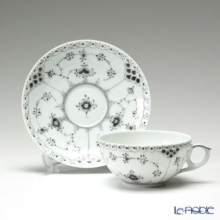 ロイヤルコペンハーゲン（Royal Copenhagen） ブラック フルーテッド ハーフレース ティーカップ＆ソーサー 180ml 2528080