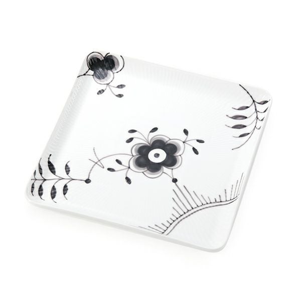 ロイヤルコペンハーゲン（Royal Copenhagen） ブラック フルーテッド メガ 2541720／1052399 スクエアディッシュ 20×20cm
