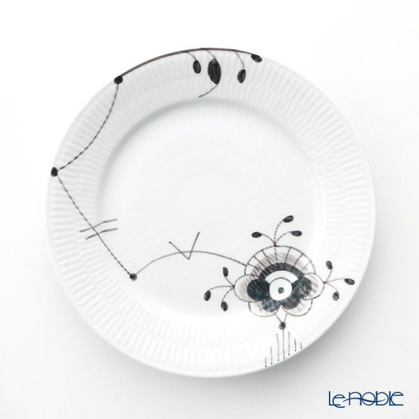 ロイヤルコペンハーゲン（Royal Copenhagen） ブラック フルーテッド メガ デザートプレート 22cm 2546622／1017472