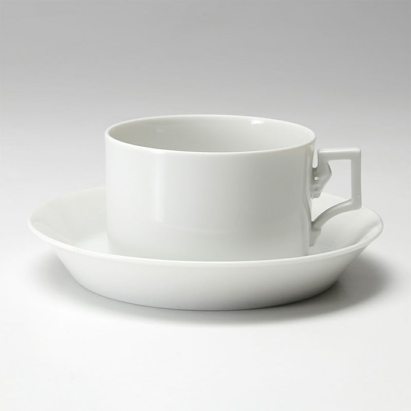 アウガルテン（AUGARTEN） ハプスブルクホワイト（1000） ティーカップ＆ソーサー 170ml（059）