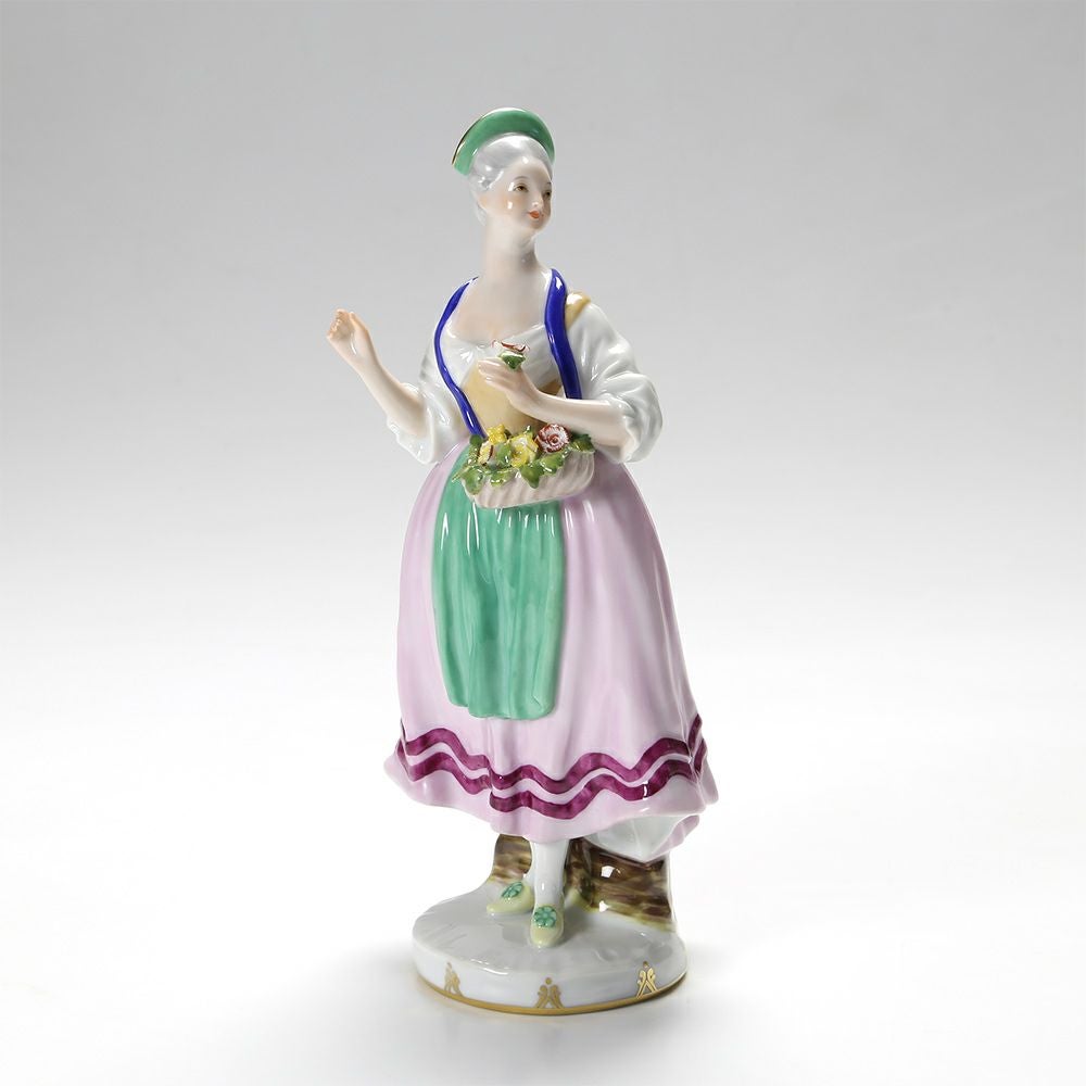 アウガルテン（AUGARTEN） フィギュリン（011210） 花を売る女 23cm 1008