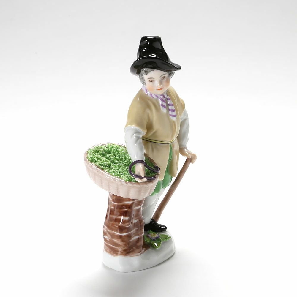 アウガルテン（AUGARTEN） フィギュリン（011210） ウナギを売る若者 1014