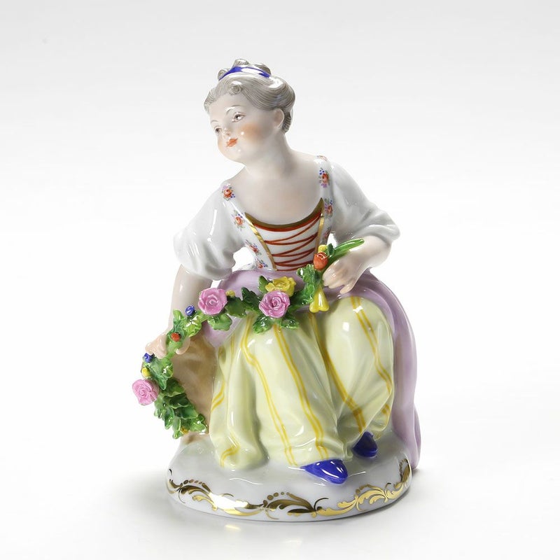 アウガルテン（AUGARTEN） フィギュリン（011210） 花輪を持つ少女 13cm 1016