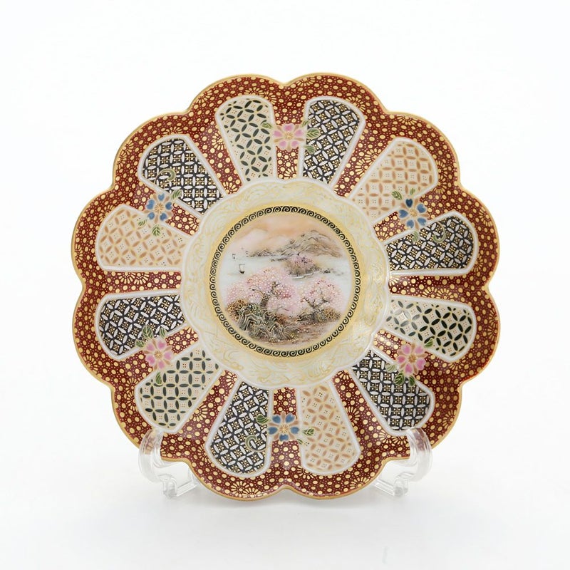 現代の京薩摩×アウガルテン磁器工房 小皿（豆皿） 9cm 山水（桜） 絵付：伝統工芸士 小野多美枝氏 -空女-