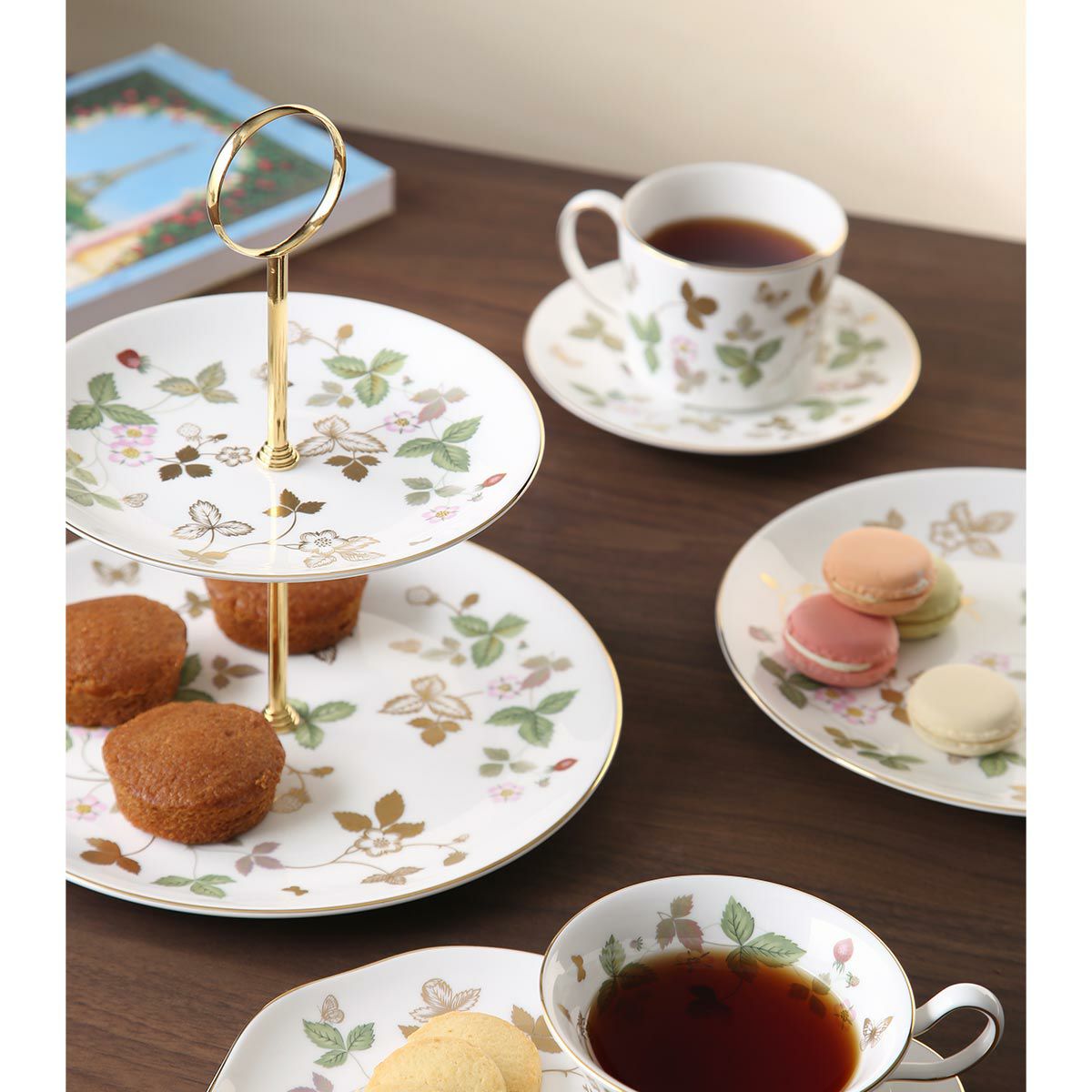 ウェッジウッド（Wedgwood） ワイルドストロベリー プレート 20cm