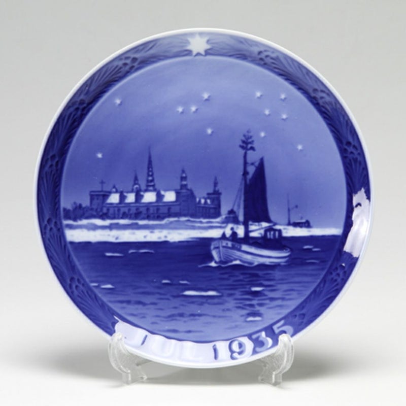 ロイヤルコペンハーゲン（Royal Copenhagen） イヤープレート 1935年／昭和10年 「クロンボー城沖の漁船」