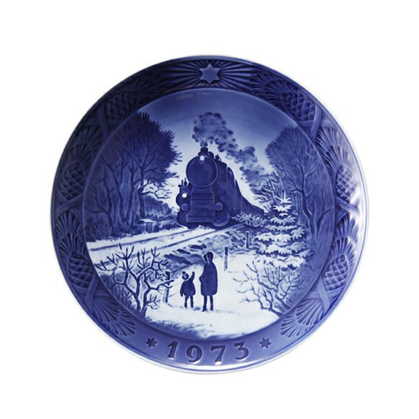 ロイヤルコペンハーゲン（Royal Copenhagen） イヤープレート 1973年／昭和48年 「クリスマスの帰省」