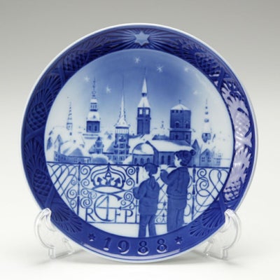 ロイヤルコペンハーゲン（Royal Copenhagen） ミレニアムプレート 2001 