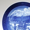 ロイヤルコペンハーゲン（Royal Copenhagen） イヤープレート 2004年／平成16年 「Awaiting the Christmas Train」