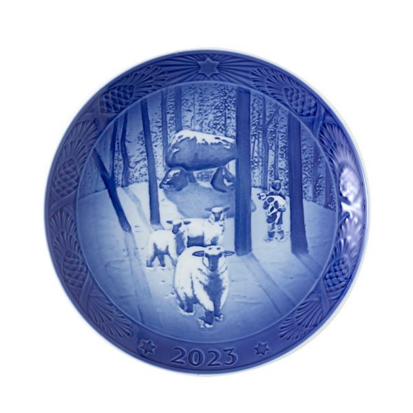 ロイヤルコペンハーゲン（Royal Copenhagen） イヤープレート 18cm 2023年／令和5年 「CHRISTMAS TIME IN THE FOREST」