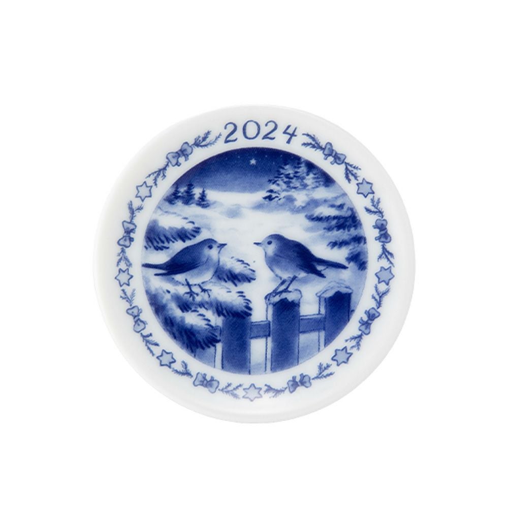1919年「雪に覆われた庭の小鳥たち」 イヤープレート ロイヤルコペンハーゲン Amazon.co.jp: 1919年 ロイヤルコペンハーゲン イヤープレート「雪に覆