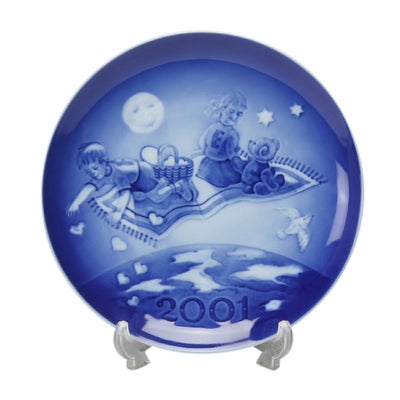 ロイヤルコペンハーゲン（Royal Copenhagen） イヤープレート 2001年 