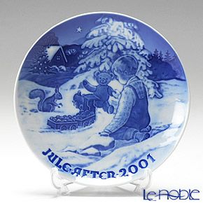 ビングオーグレンダール（Bing＆Grondahl） イヤープレート 2001年 「Playing the Snow」