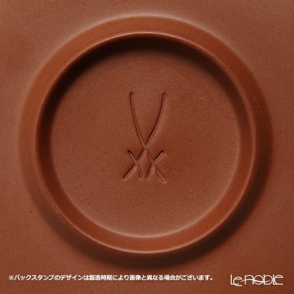 マイセン（Meissen） 歴代レリーフ 55956／85666 白磁カップ＆ベットガーセッ器ソーサー 1986年発表 網目模様