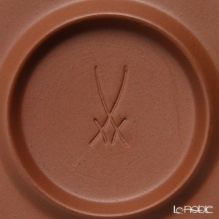 マイセン（Meissen） 歴代レリーフ 55959／85672 白磁カップ＆ベットガーセッ器ソーサー 1989年発表 葡萄模様