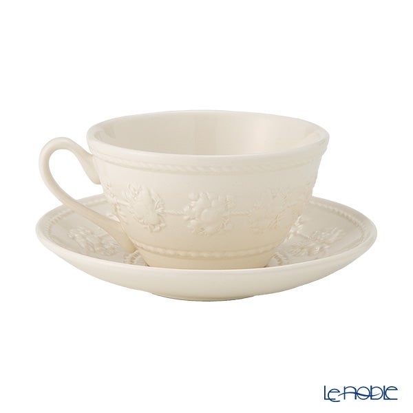 ウェッジウッド（Wedgwood） フェスティビティ ティーカップ＆ソーサー 160ml（アイボリー）