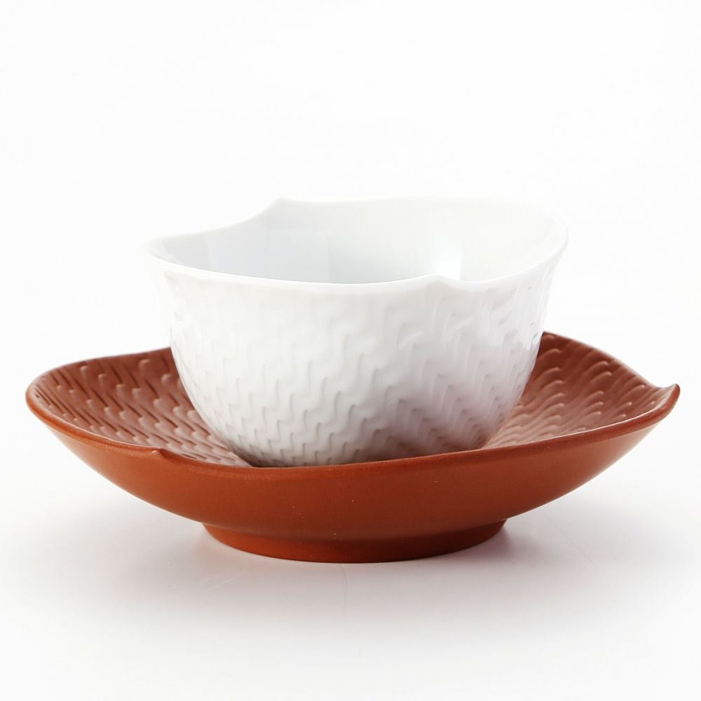 マイセン（Meissen） 波の戯れホワイト 29620／85759 スモールカップ 8.5cm（ソーサー付）
