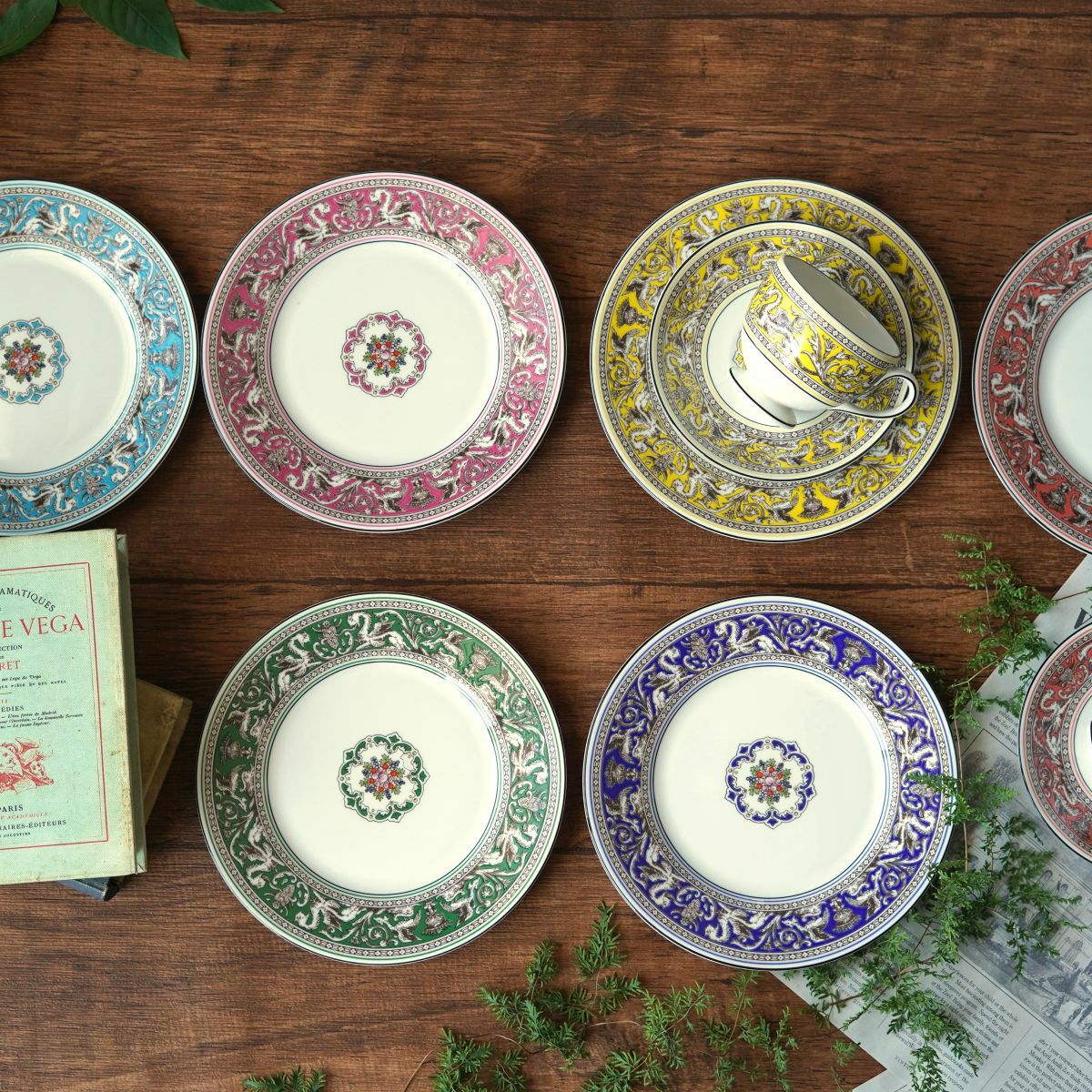 ウェッジウッド（Wedgwood） フロレンティーン マリン プレート 20cm