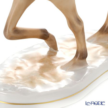 AMIRA 陶磁器製フィギュリン ラクダ 砂漠の舟 【ル・ノーブルオリジナル企画作品】