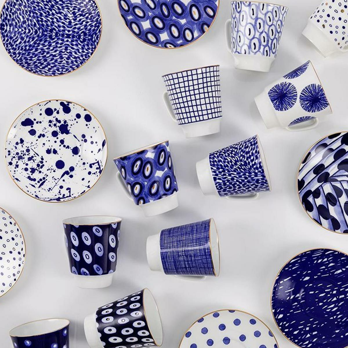 ロシア食器 インペリアル・ポーセリン ムード ティーカップ＆ソーサー グレア（メイ） 165ml