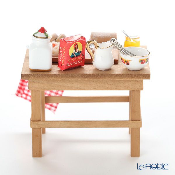 ロイター・ポーセリン ベーキング 001.753／1 ミニチュア テーブルセット