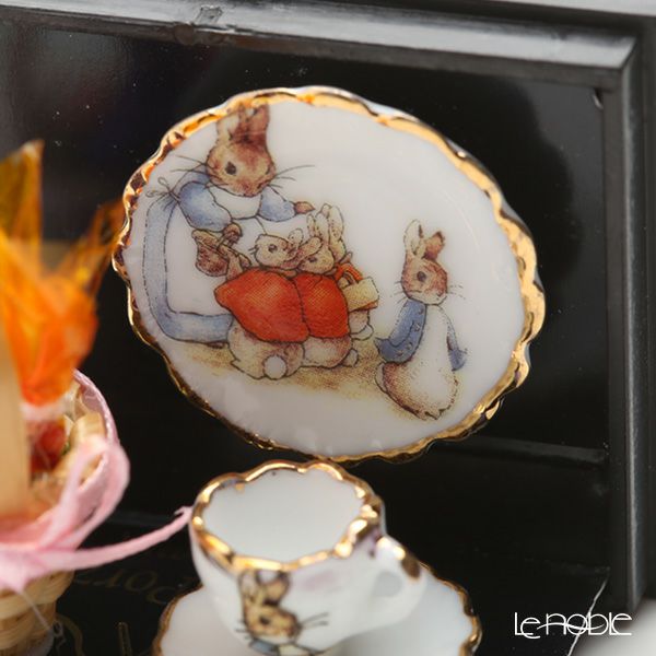 ロイター・ポーセリン ビアトリクスポター 001.321／5 イースター ミニチュア ティーセット