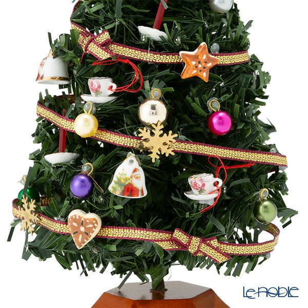 ロイター・ポーセリン クリスマスツリー 001.886／5 オブジェ