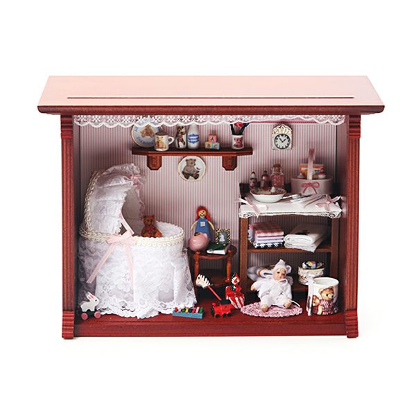 ロイター・ポーセリン チルドレンズ ルーム （子供部屋） 001.705／4 ミニチュア ピクチャーボックス M