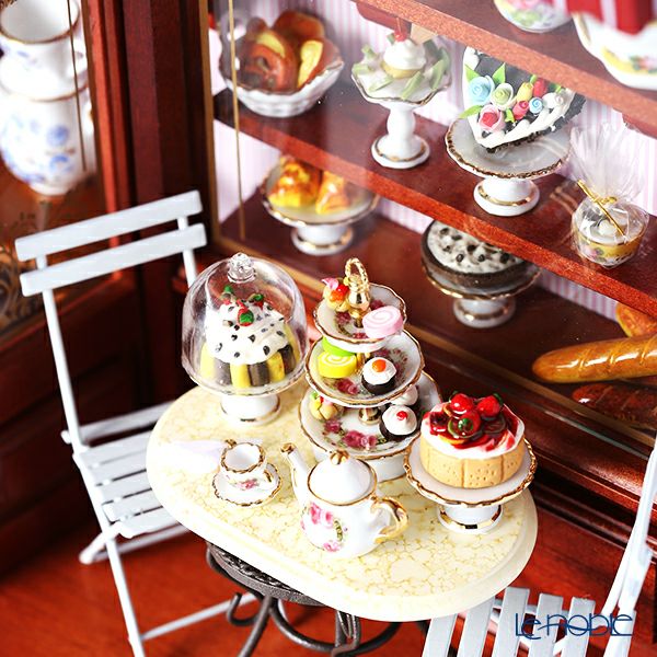 ロイター・ポーセリン テラス カフェ 102.794／9 ライト付 ミニチュア ドールハウス L