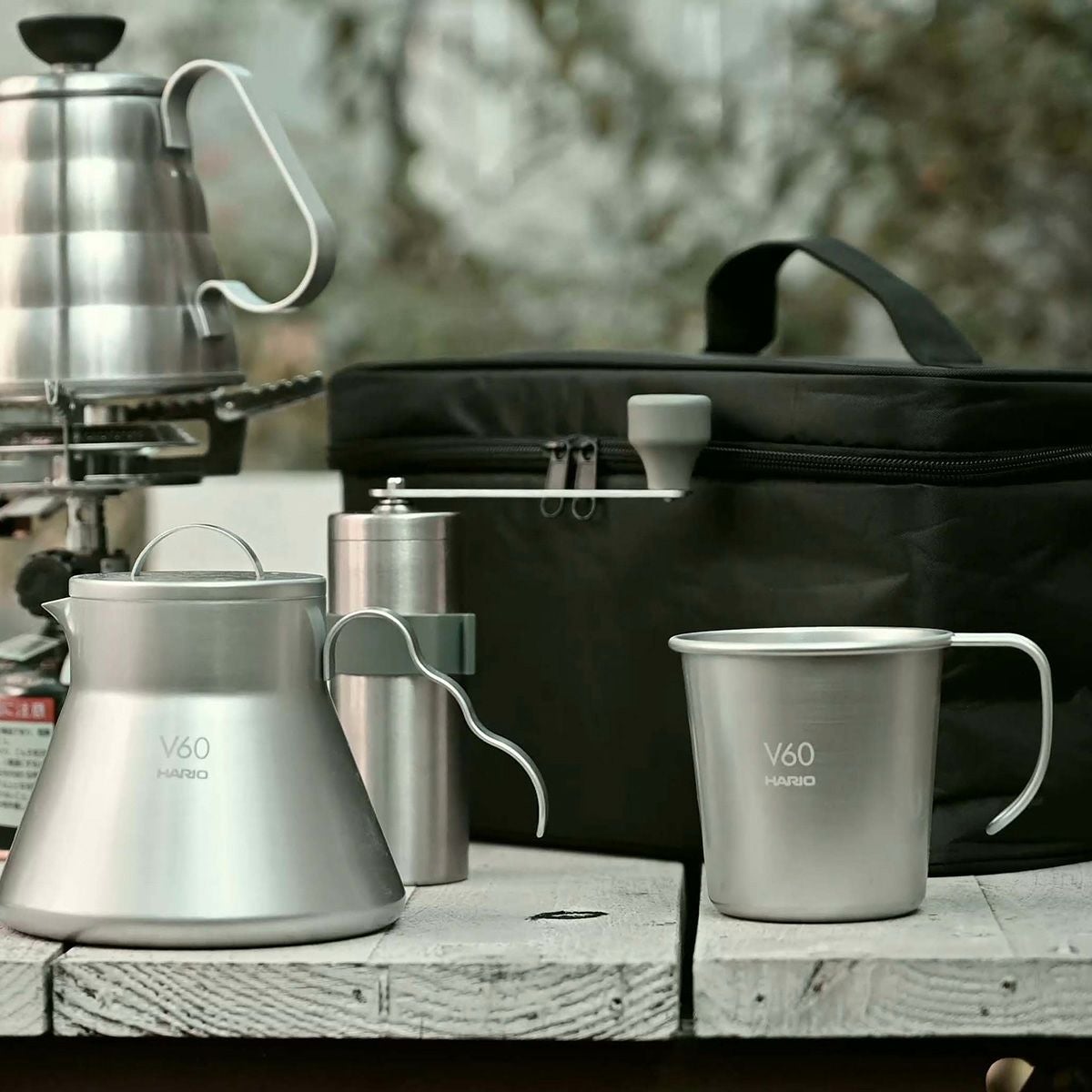 ハリオ アウトドア V60 メタルコーヒーミル O-VMM-1-HSV 1～2杯用